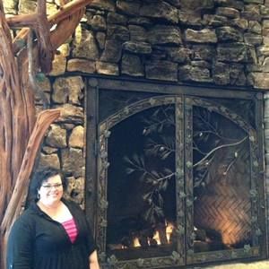 Meet your Posher, Angie